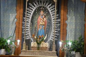 Papá Noel irrumpe en Lomo Magullo en un 4x4/FJS Fotografía.